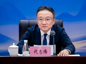 下定決心，走出瀘州發(fā)展 ——興瀘集團召開2024年度總結(jié)表彰會